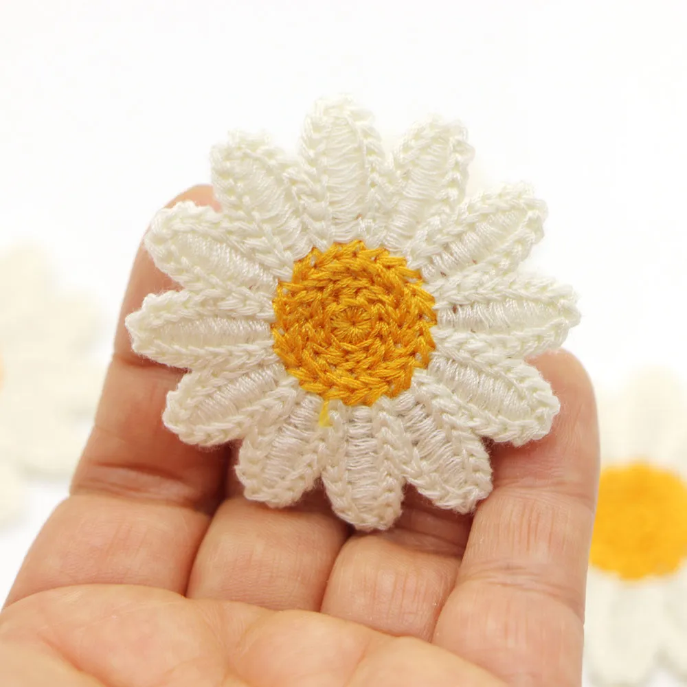 5pack Daisies Flower Patches for DIY Clothing Embellishment