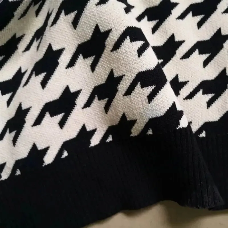 Black Houndstooth Knitted Vest