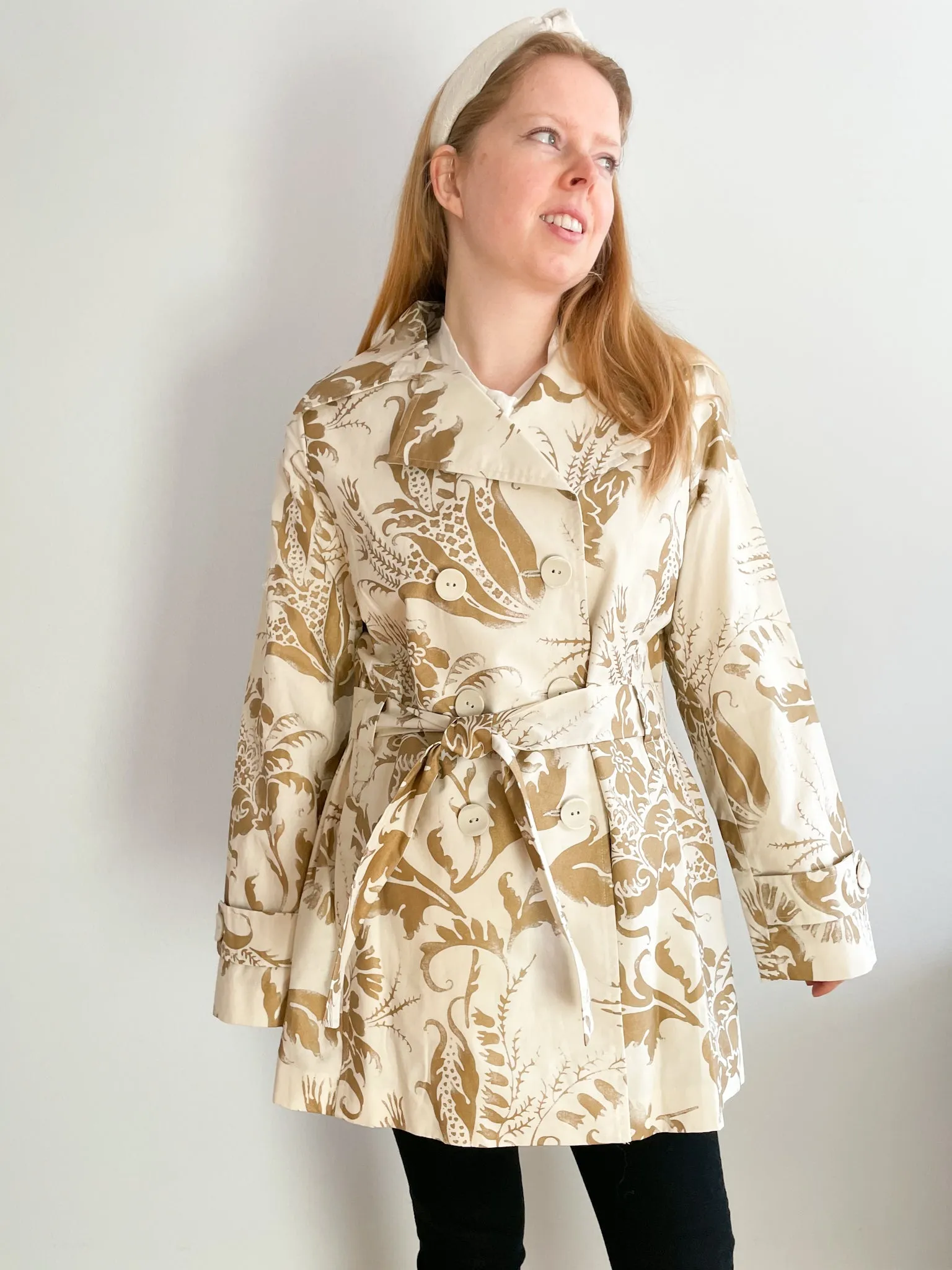 CAbi Gold Metallic and Cream Brocade Floral Cotton Linen Ladies Trench Coat NWT - Large