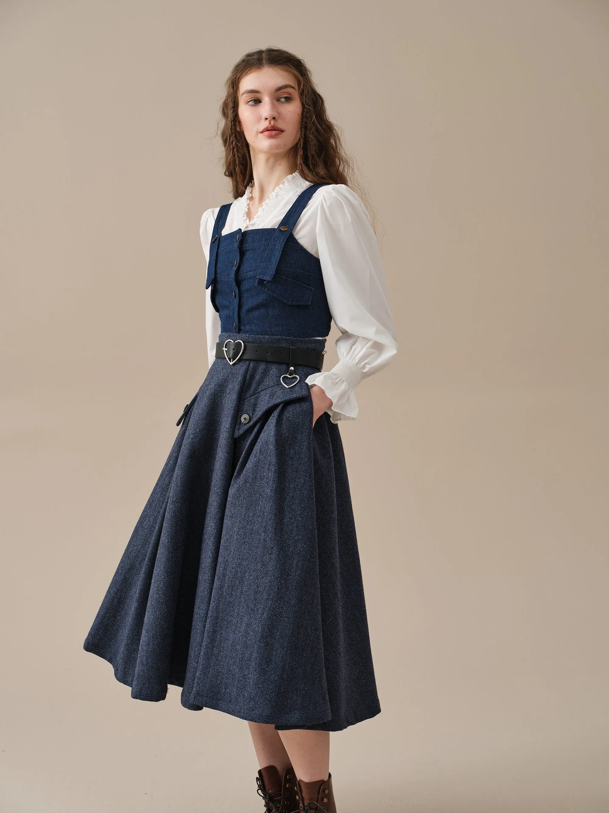 Darcy 23 | flared wool skirt