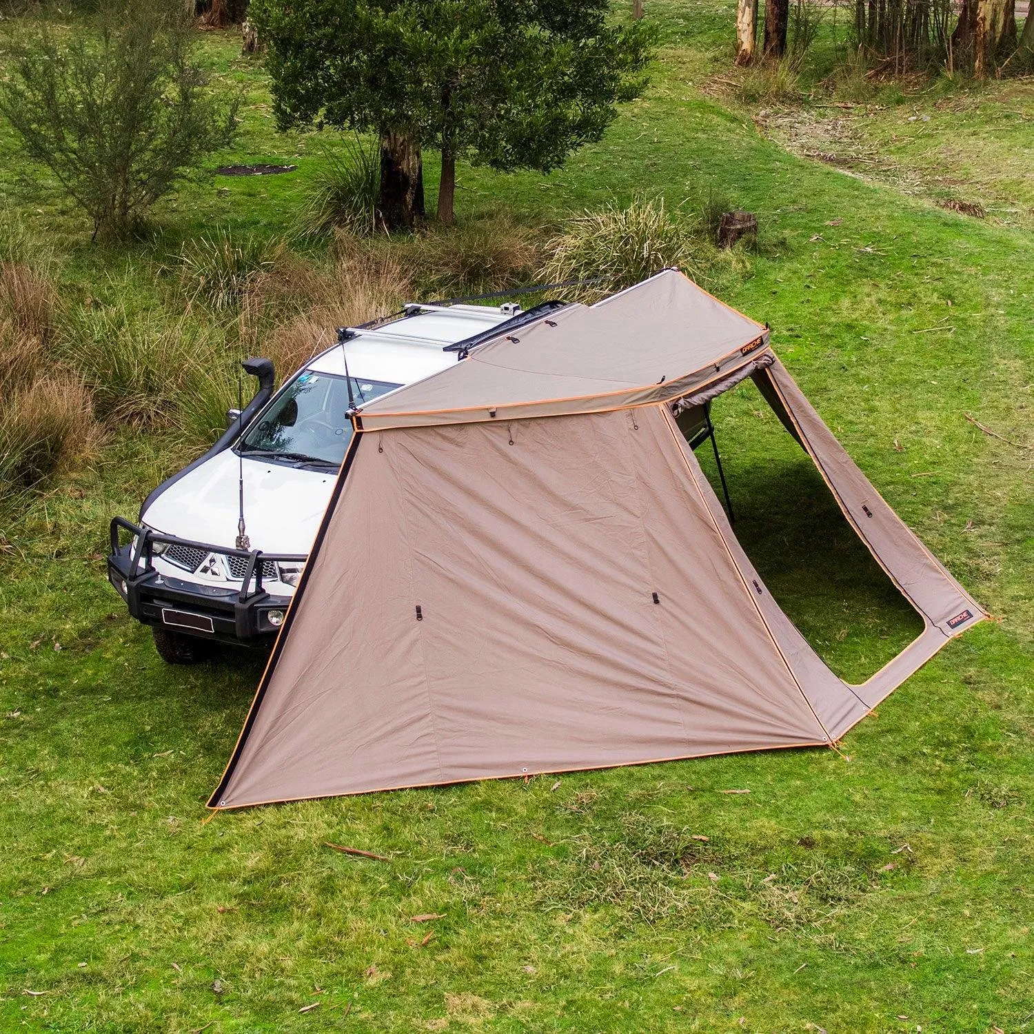 ECLIPSE 180V VERSATILE AWNING