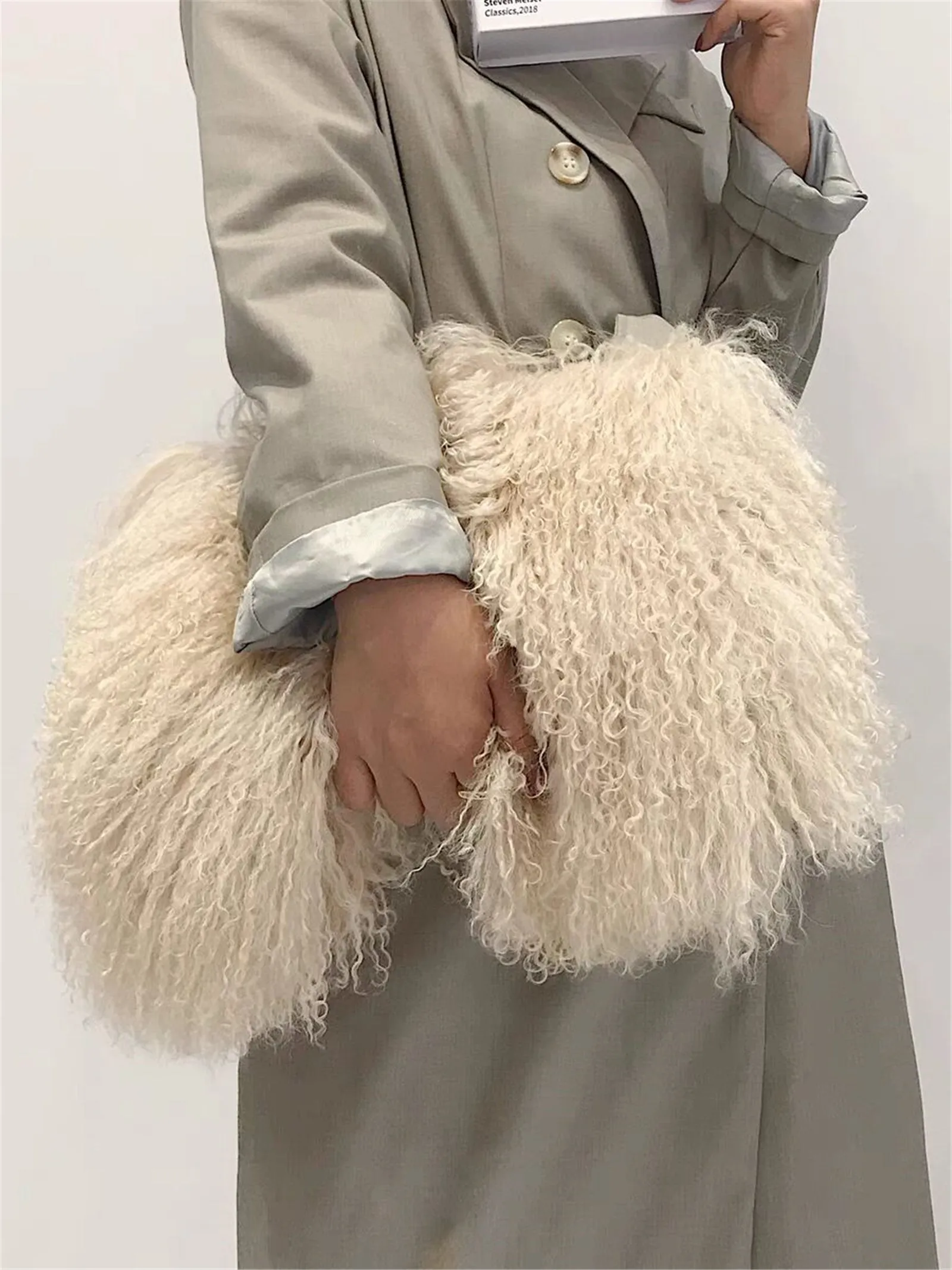 FURINFASHION HU-04 Autumn and Winter Real Mongolian Sheep Fur Envelope Oblique Straddle Single Shoulder Chain Fur Bag