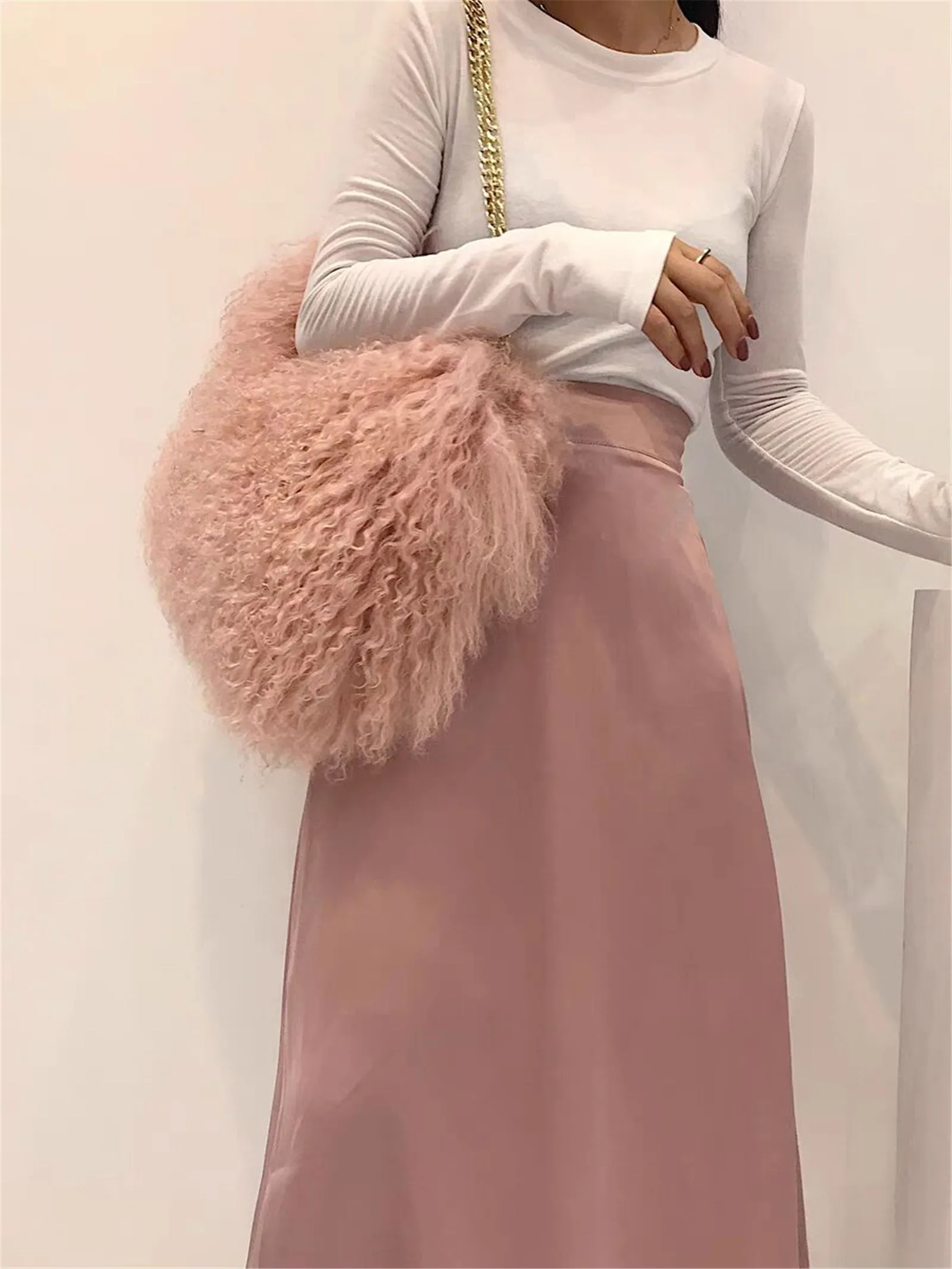 FURINFASHION HU-04 Autumn and Winter Real Mongolian Sheep Fur Envelope Oblique Straddle Single Shoulder Chain Fur Bag