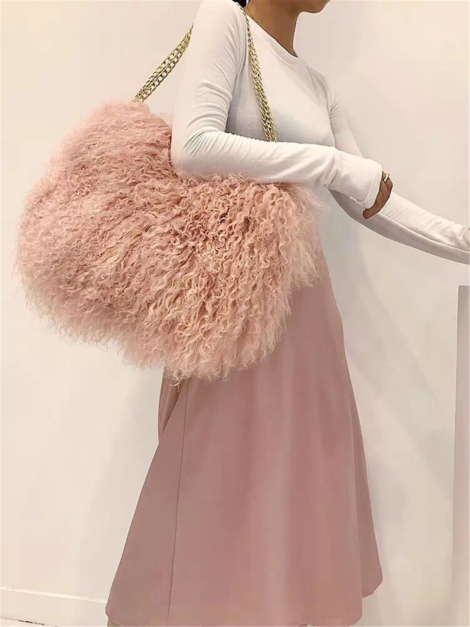 FURINFASHION HU-04 Autumn and Winter Real Mongolian Sheep Fur Envelope Oblique Straddle Single Shoulder Chain Fur Bag