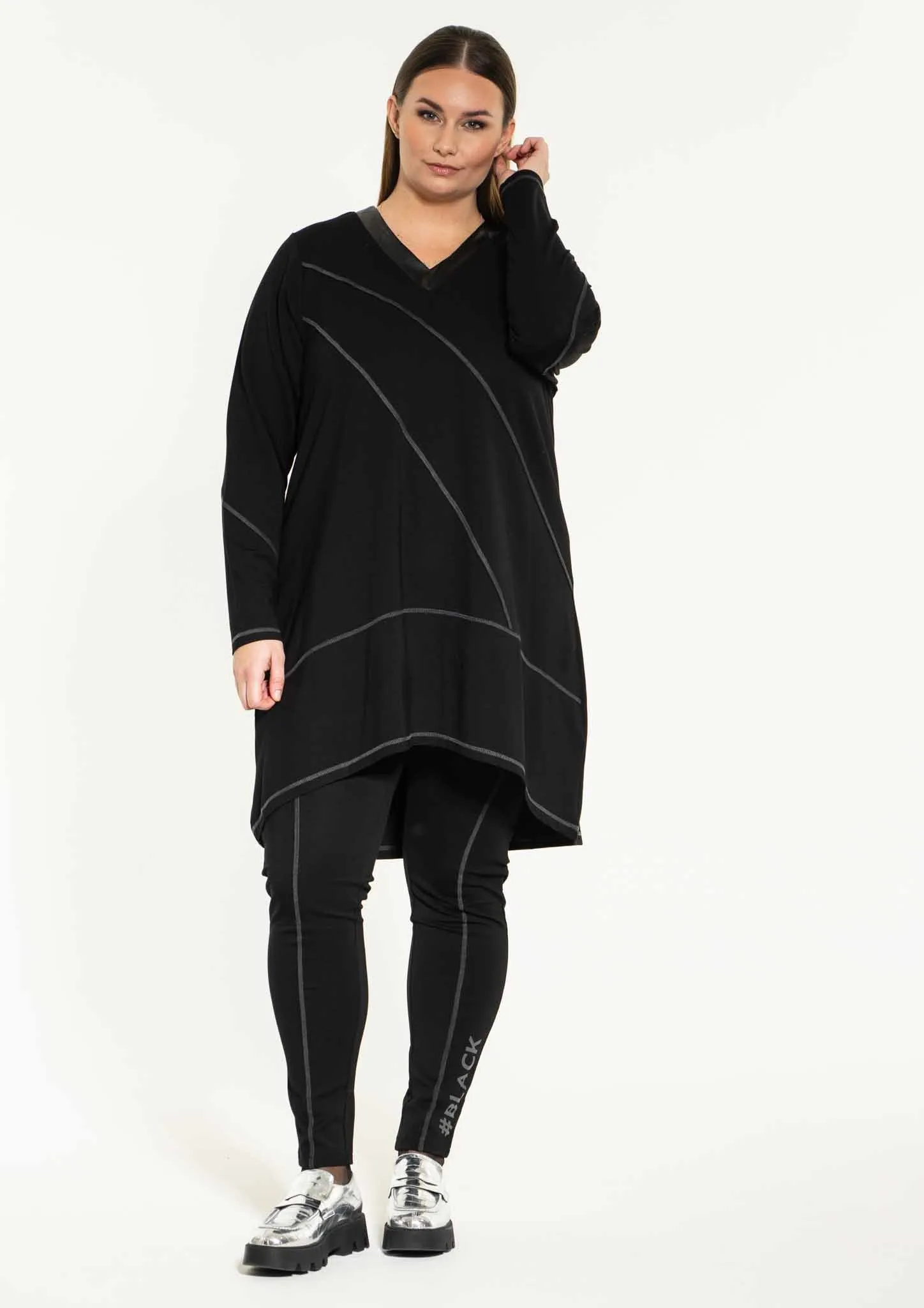 Gozzip Cebina Tunic in Black