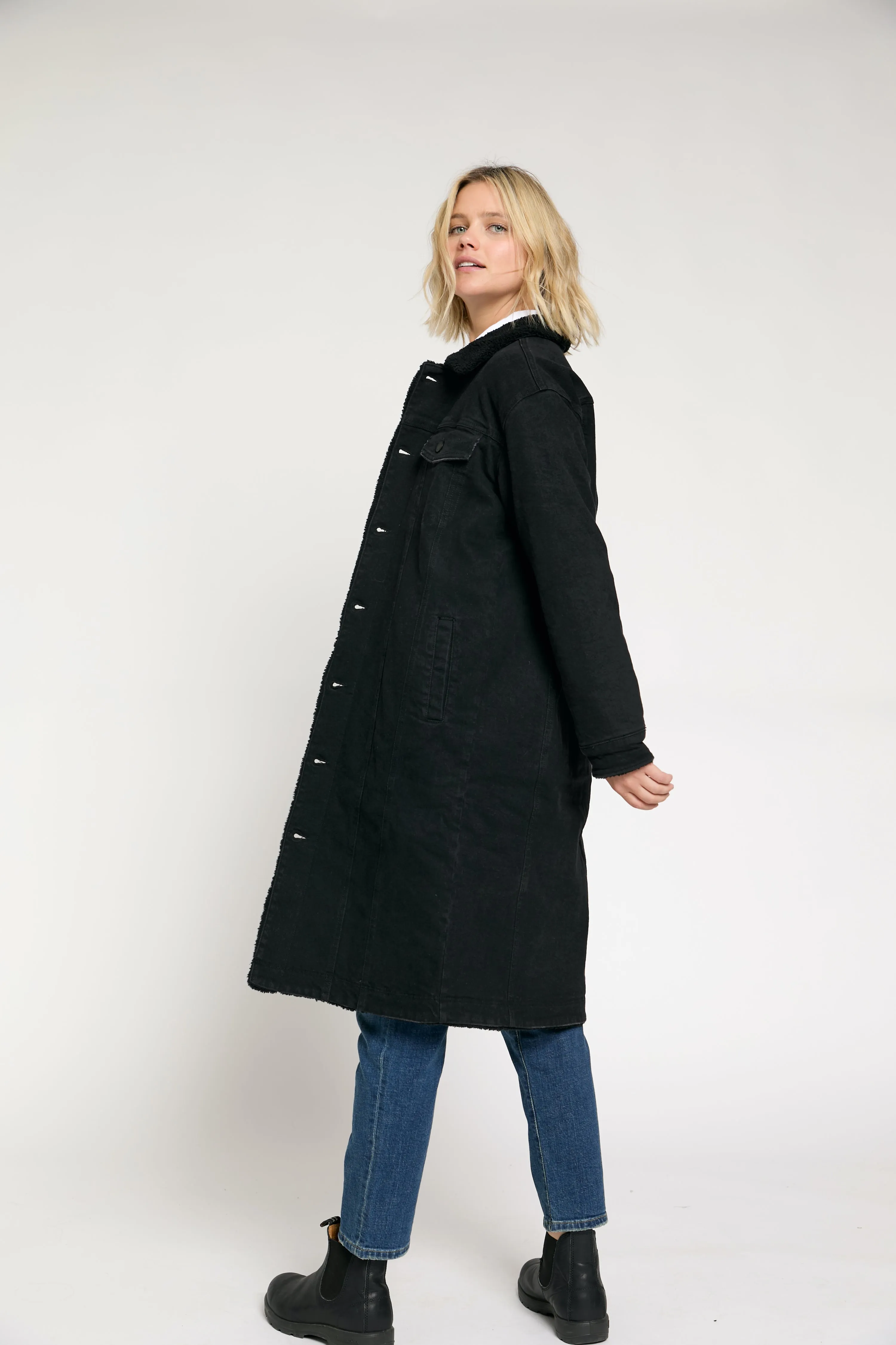 James Sherpa Long Coat Black