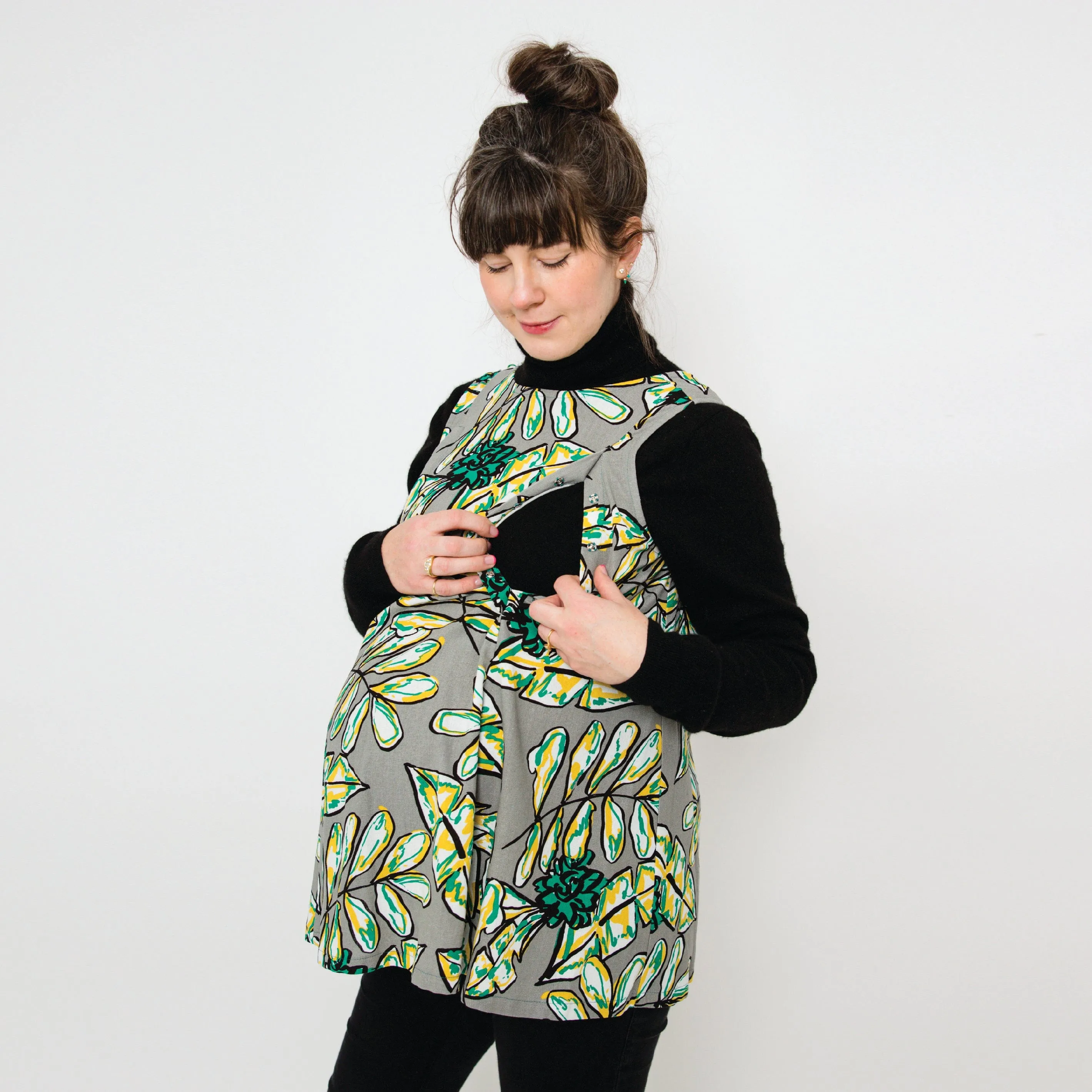 Maternity & Nursing Top - Poppy - Abstract Green