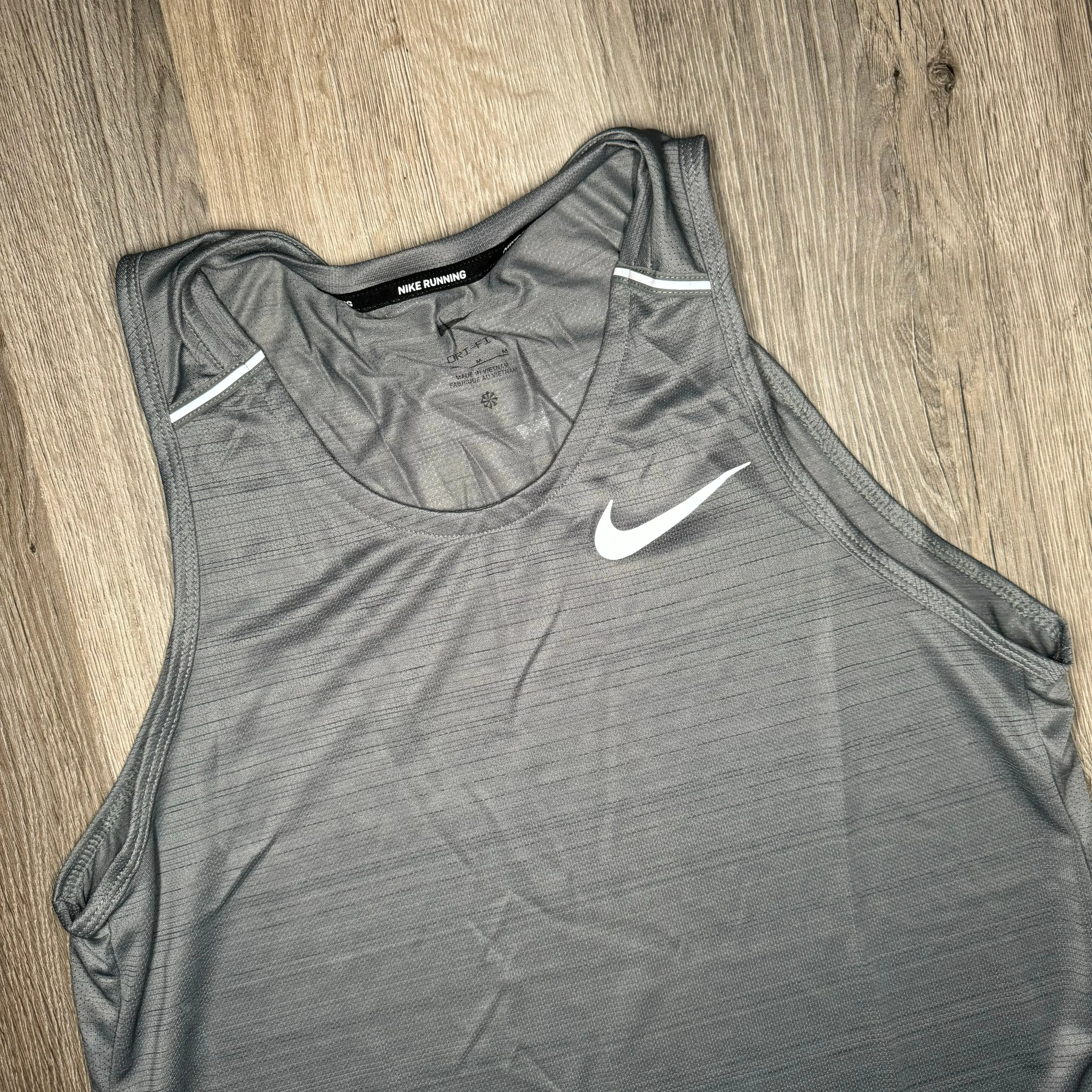 Nike Miler Vest Grey