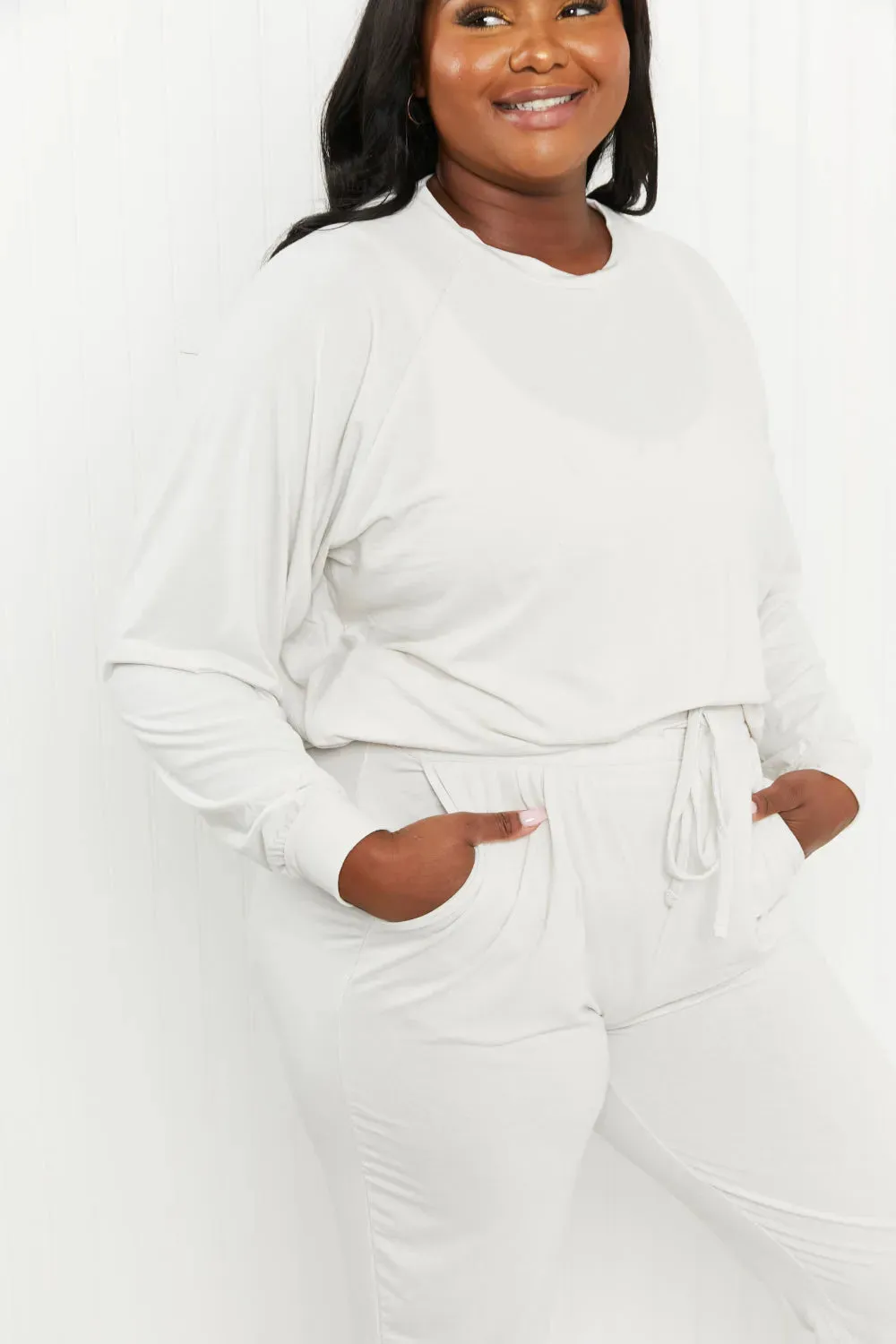 Rest and Relaxation Curvy Lounge Set in Bone