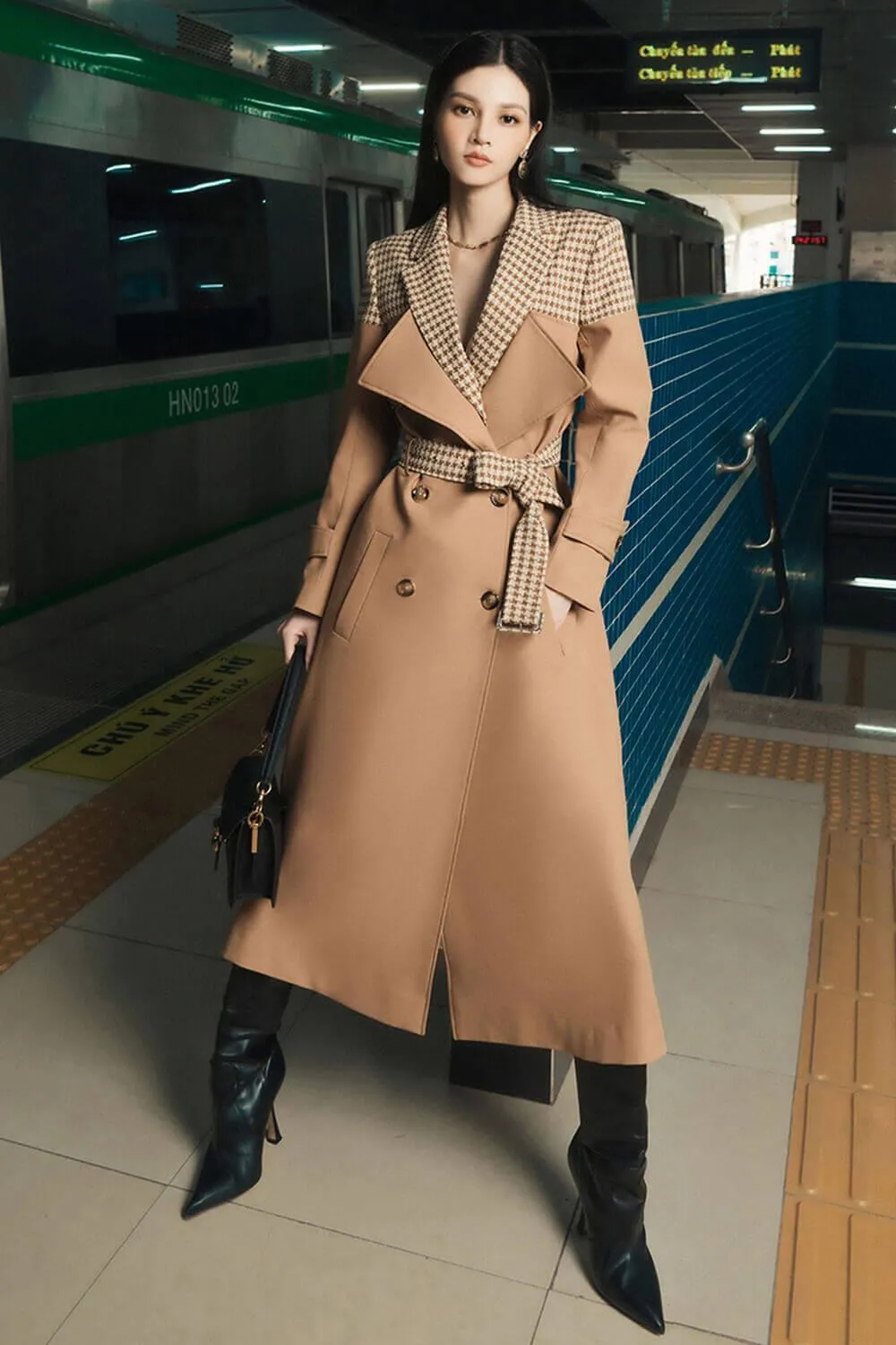 Sola Houndstooth Trench Coat